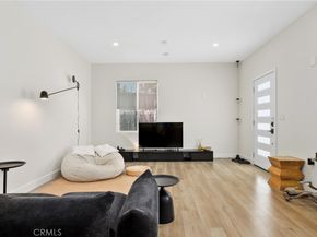 2129 N Pepper Street, Burbank CA 91505