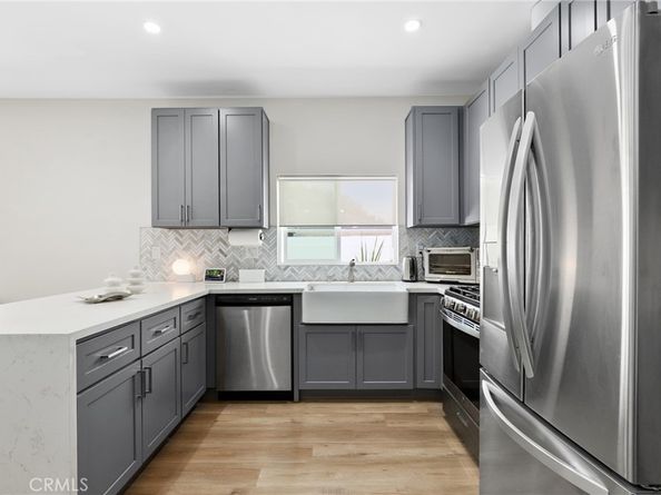 2129 N Pepper Street, Burbank CA 91505