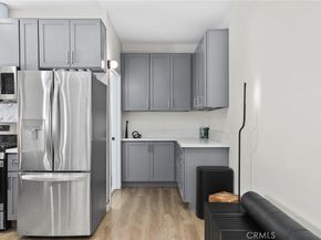 2129 N Pepper Street, Burbank CA 91505