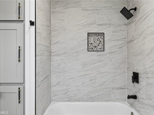 3826 3828 La Salle, Los Angeles CA 90062