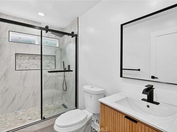 3826 3828 La Salle, Los Angeles CA 90062