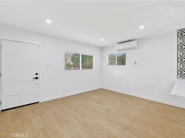 3826 3828 La Salle, Los Angeles CA 90062