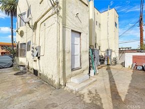 1608 Cimarron Street, Los Angeles CA 90019