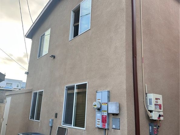 1737 W 37th Street, Los Angeles CA 90018