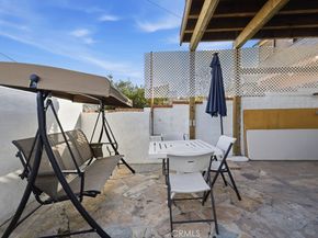 3944 wawona, Los Angeles CA 90065