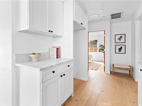 1630 S Ridgeley, Los Angeles CA 90019