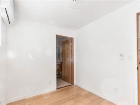 1630 S Ridgeley, Los Angeles CA 90019