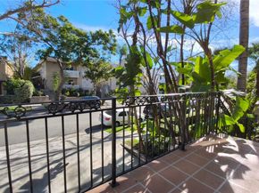 813 N Martel Avenue 2, Los Angeles CA 90046