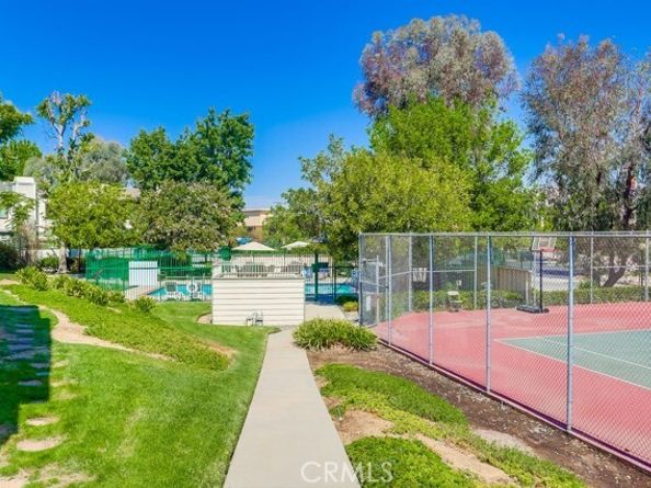 10435 Newhome Avenue 7, Sunland (los Angeles) CA 91040