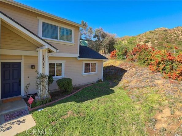 14047 Simshaw Avenue, Sylmar (los Angeles) CA 91342