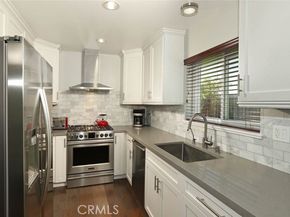 14047 Simshaw Avenue, Sylmar (los Angeles) CA 91342