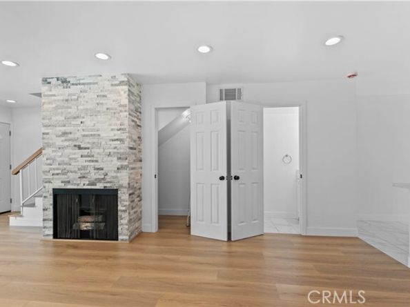 9019 Cedros Avenue 2, Panorama City (los Angeles) CA 91402