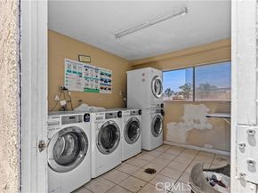 9019 Cedros Avenue 2, Panorama City (los Angeles) CA 91402