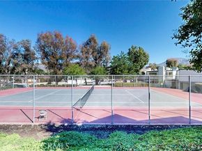 10504 Sunland Blvd Boulevard 5, Sunland (los Angeles) CA 91040