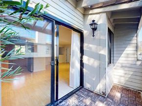 10504 Sunland Blvd Boulevard 5, Sunland (los Angeles) CA 91040