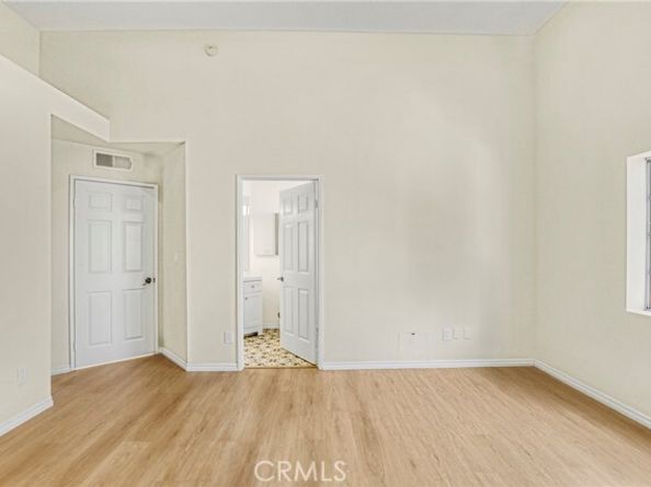 14383 Nordhoff, Panorama City (los Angeles) CA 91402