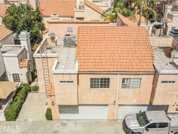 14383 Nordhoff, Panorama City (los Angeles) CA 91402