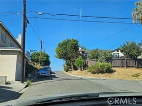1822 Seigneur Avenue, Los Angeles CA 90032