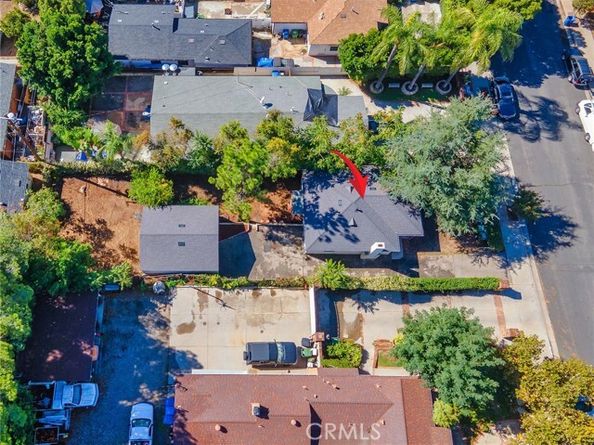 13322 Berg Street, Sylmar (los Angeles) CA 91342