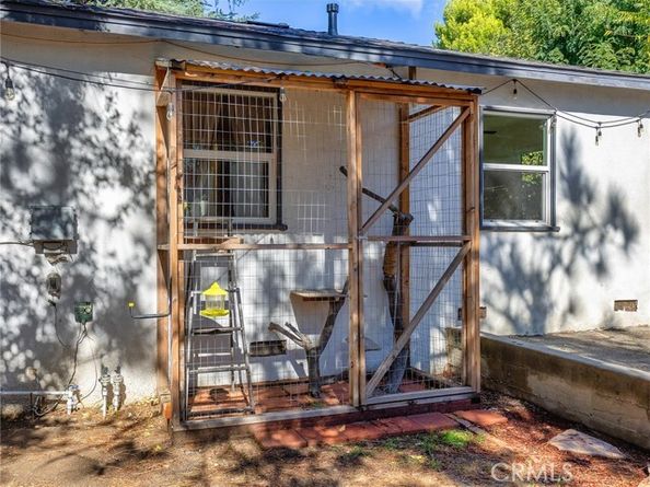 13322 Berg Street, Sylmar (los Angeles) CA 91342