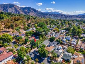 13322 Berg Street, Sylmar (los Angeles) CA 91342