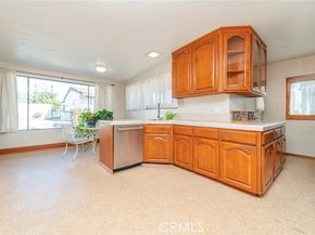 1885 W 9th, Upland CA 91786