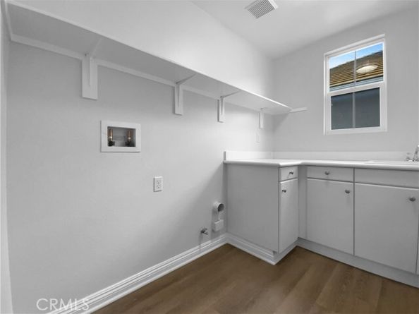 8062 Holland Park Street, Chino CA 91708