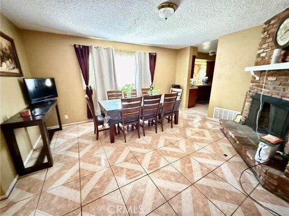 9020 Kester Avenue, Panorama City (los Angeles) CA 91402