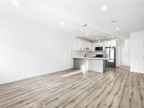 10857 Morrison Street, North Hollywood (los Angeles) CA 91601