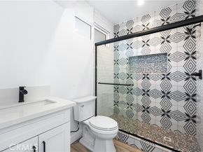 10857 Morrison Street, North Hollywood (los Angeles) CA 91601