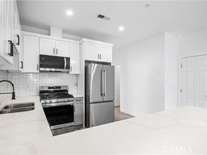 10857 Morrison Street, North Hollywood (los Angeles) CA 91601