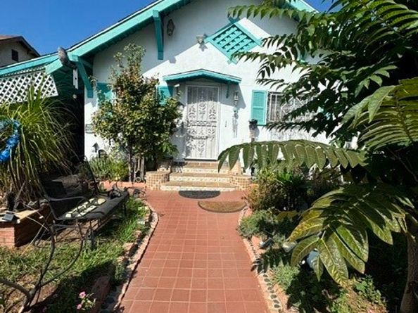 607 Esperanza, Los Angeles CA 90023