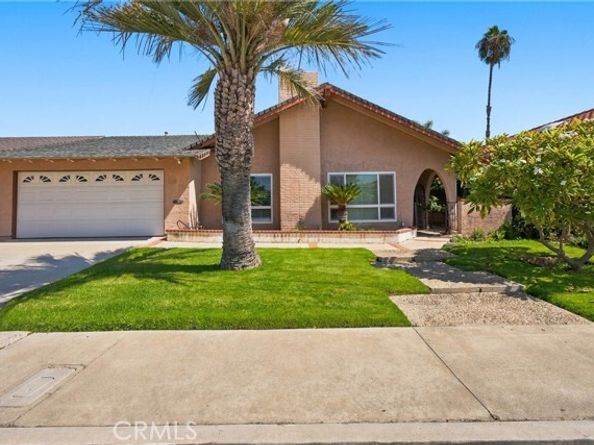 946 Goldenrod, Costa Mesa CA 92626