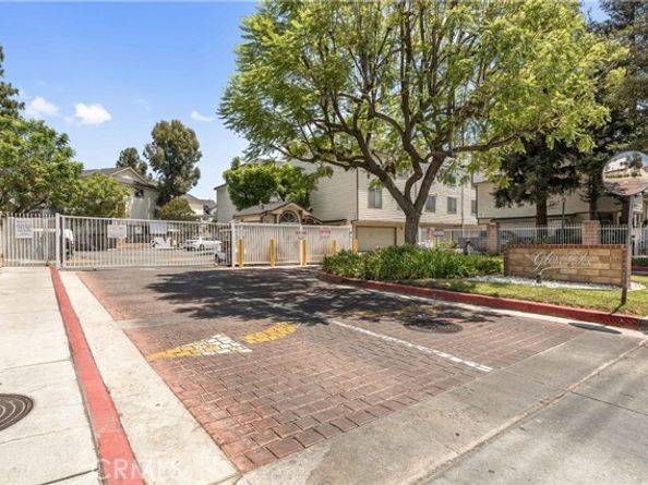 11150 Glenoaks Boulevard 37, Pacoima (los Angeles) CA 91331
