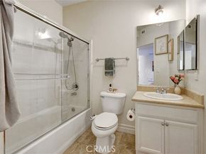 13935 Burbank Boulevard 105, Van Nuys (los Angeles) CA 91401