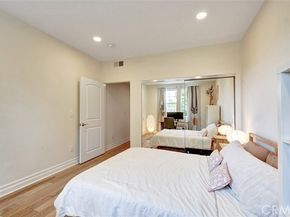 13935 Burbank Boulevard 105, Van Nuys (los Angeles) CA 91401