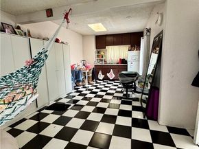7809 Troost Avenue, North Hollywood (los Angeles) CA 91605