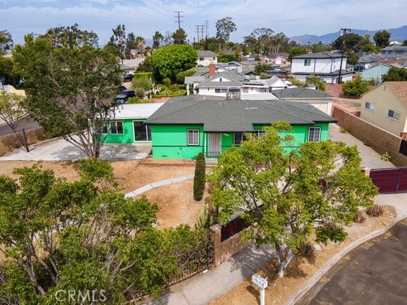 12561 Willard Street, North Hollywood (los Angeles) CA 91605