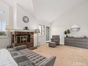 18730 Hatteras Street 46, Tarzana (los Angeles) CA 91356