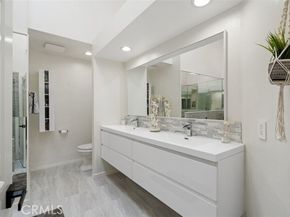 18730 Hatteras Street 46, Tarzana (los Angeles) CA 91356
