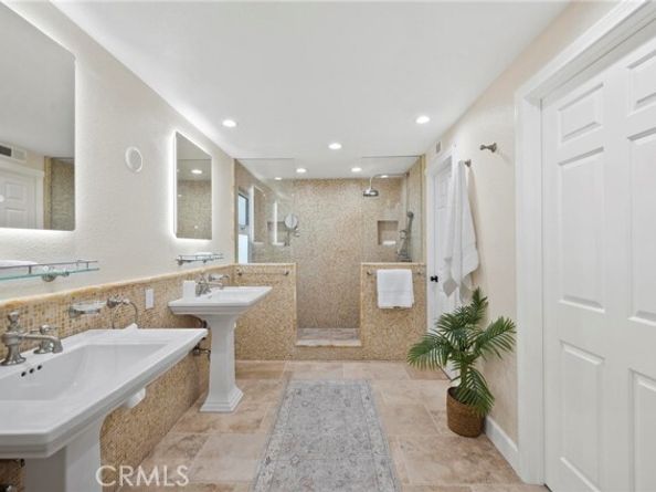 20516 Germain Street, Chatsworth (los Angeles) CA 91311
