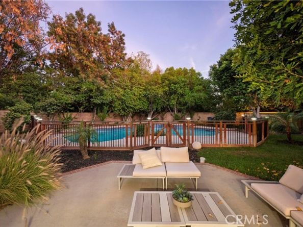 20516 Germain Street, Chatsworth (los Angeles) CA 91311