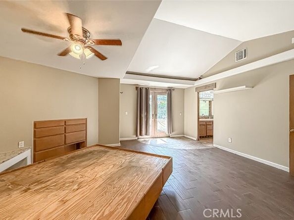 8835 Monogram Avenue, North Hills (los Angeles) CA 91343