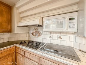 8835 Monogram Avenue, North Hills (los Angeles) CA 91343