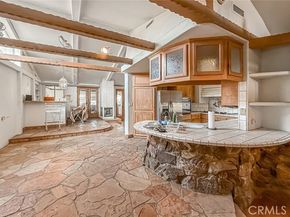 8835 Monogram Avenue, North Hills (los Angeles) CA 91343