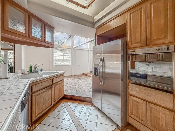 8835 Monogram Avenue, North Hills (los Angeles) CA 91343