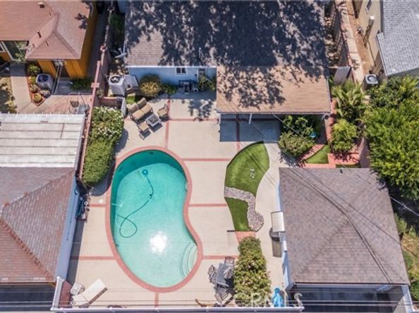 19803 Covello Street, Winnetka (los Angeles) CA 91306