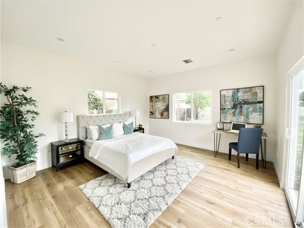 7512 Balboa Boulevard, Van Nuys (los Angeles) CA 91406