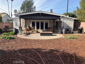 6914 Andasol Avenue, Los Angeles CA 91406