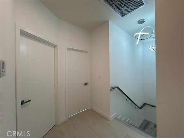10363 Commerce Avenue, Tujunga (los Angeles) CA 91042
